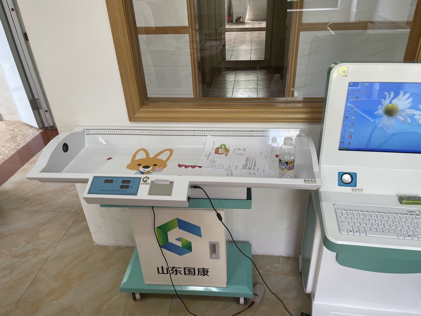 [案例]超聲波身高體重測量?jì)x在?？谑旋垬蛐l生院安裝成功